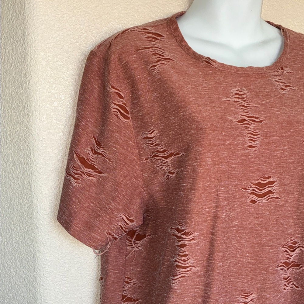 JACKSON T-Shirt, Distressed, short sleeve, shirt tail hem, rusty orange. M - Picture 4 of 13